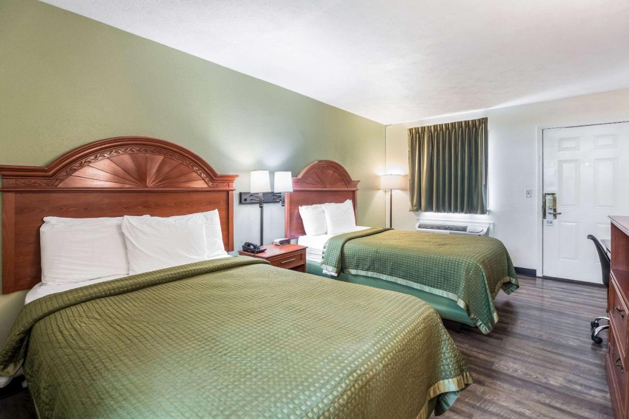 Rodeway Inn Кадіс Екстер'єр фото